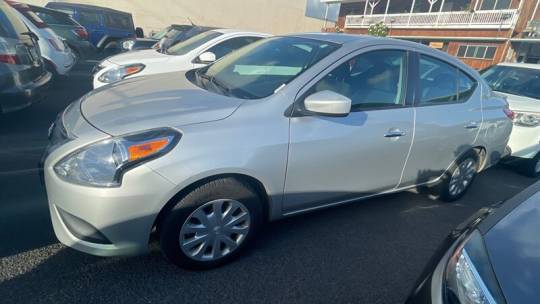 2019 Nissan Versa SV — Sedan — 40,494 mi — Honolulu, HI