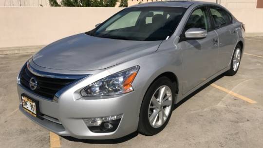 2014 Nissan Altima 2.5 SV — Sedan — 71,800 mi — Honolulu, HI