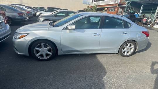 2017 Nissan Altima 2.5 S — Sedan — 79,000 mi — Honolulu, HI