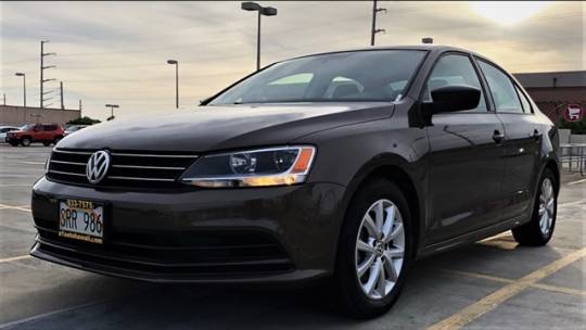 2015 Volkswagen Jetta 1.8T SE — Sedan — 49,850 mi — Honolulu, HI