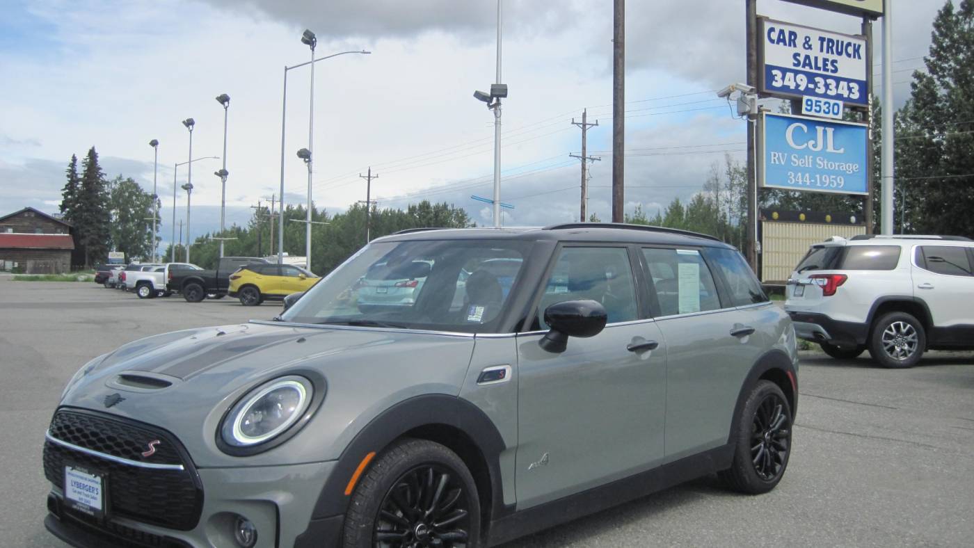 2022 MINI Clubman Cooper S — Wagon — 8,343 mi — Anchorage, AK