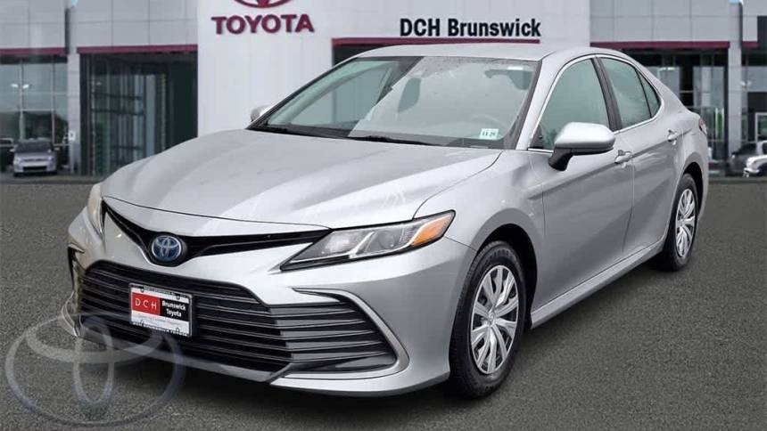 2022 Toyota Camry Hybrid LE — Sedan — 42,713 mi — North Brunswick, NJ