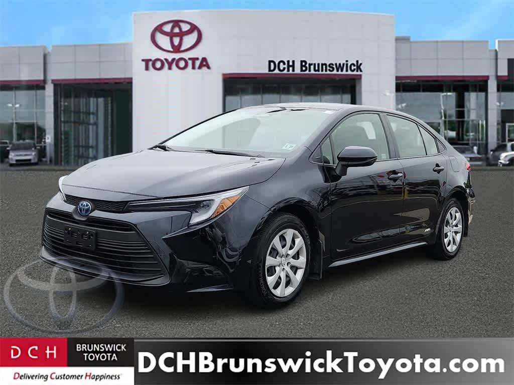 2024 Toyota Corolla Hybrid LE — Sedan — 17,705 mi — North Brunswick, NJ