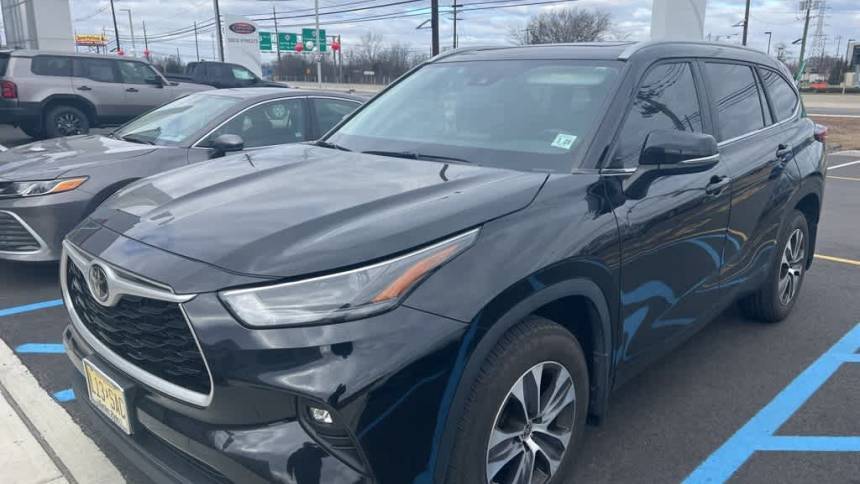 2023 Toyota Highlander XLE — SUV — 11,986 mi — North Brunswick, NJ