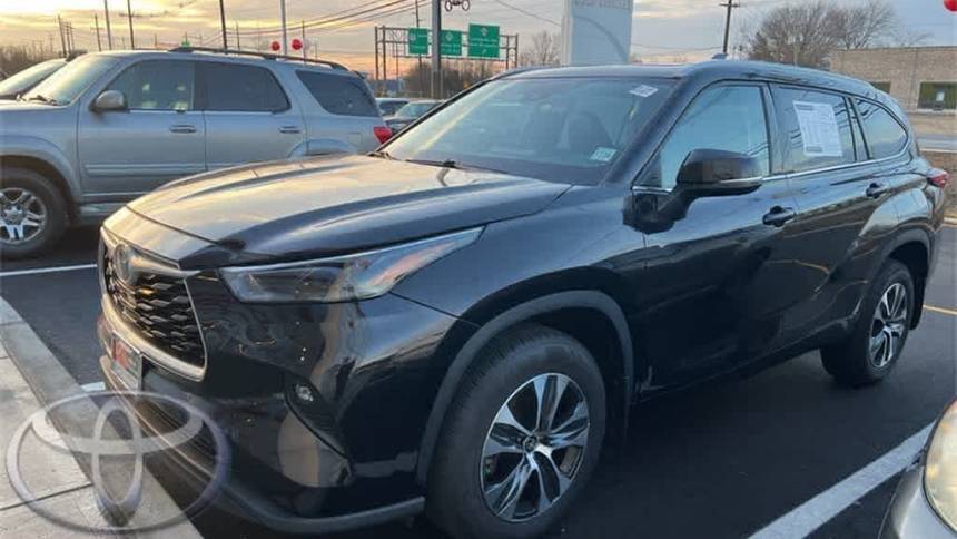 2022 Toyota Highlander XLE — SUV — 40,897 mi — North Brunswick, NJ