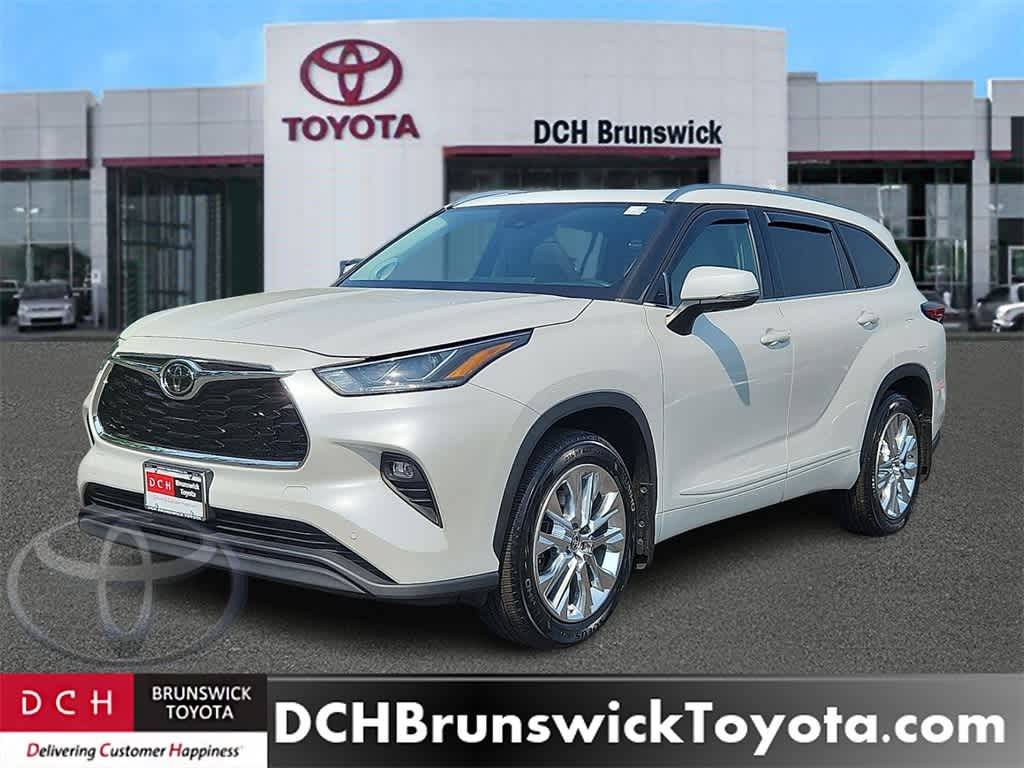 2023 Toyota Highlander Limited — SUV — 70,681 mi — North Brunswick, NJ