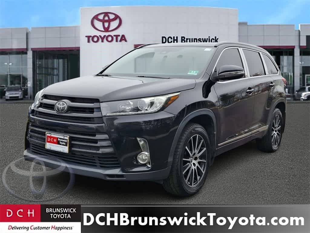 2018 Toyota Highlander SE V6 — SUV — 89,947 mi — North Brunswick, NJ
