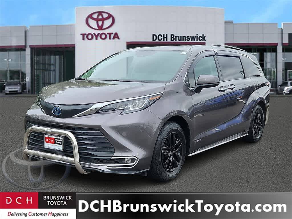 2021 Toyota Sienna XLE — Minivan — 37,327 mi — North Brunswick, NJ