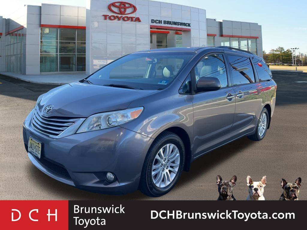 2016 Toyota Sienna L — Minivan — 96,285 mi — North Brunswick, NJ