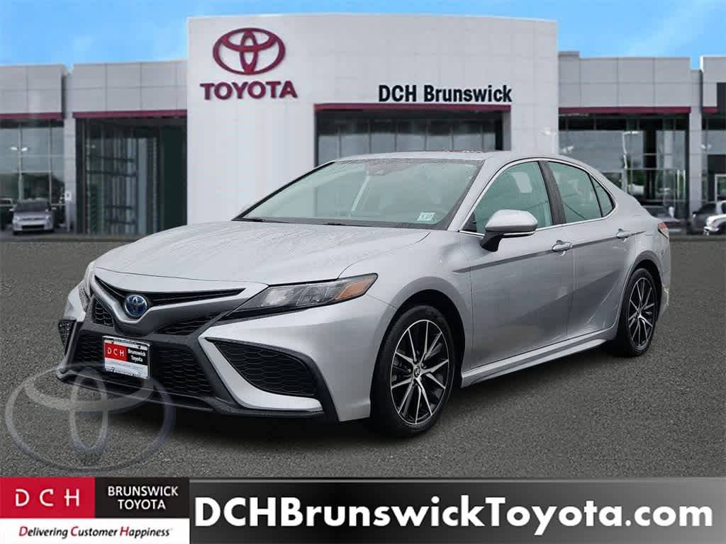2022 Toyota Camry Hybrid SE — Sedan — 28,299 mi — North Brunswick, NJ