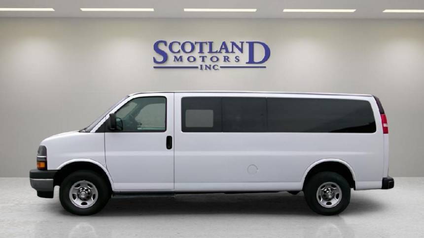 2022 Chevrolet Express Passenger LT — Passenger Van — 47,112 mi — Laurinburg, NC