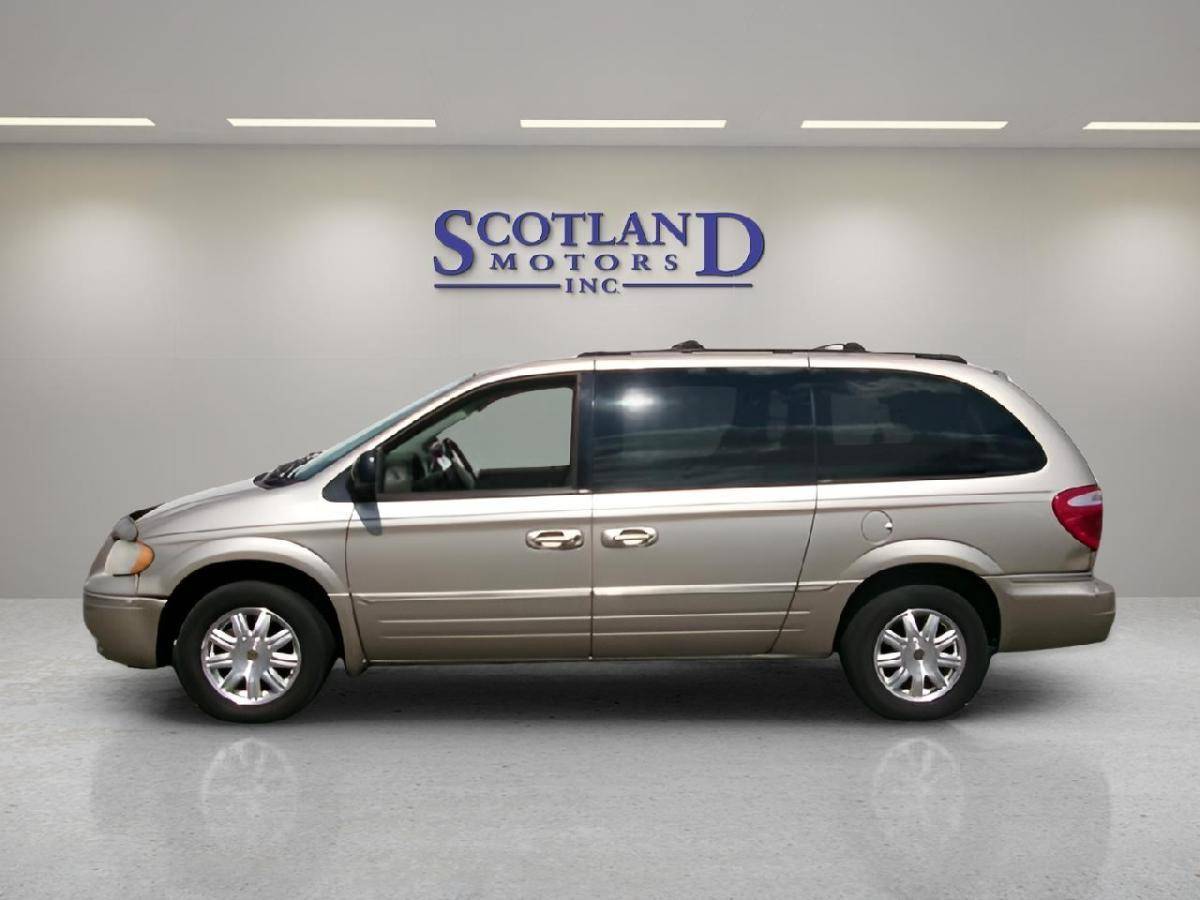 2005 Chrysler Town & Country Touring — Minivan — 99,499 mi — Laurinburg, NC