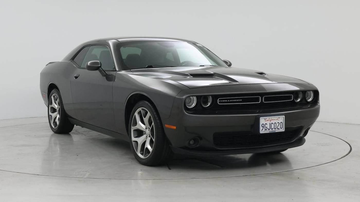 2016 Dodge Challenger SXT Plus