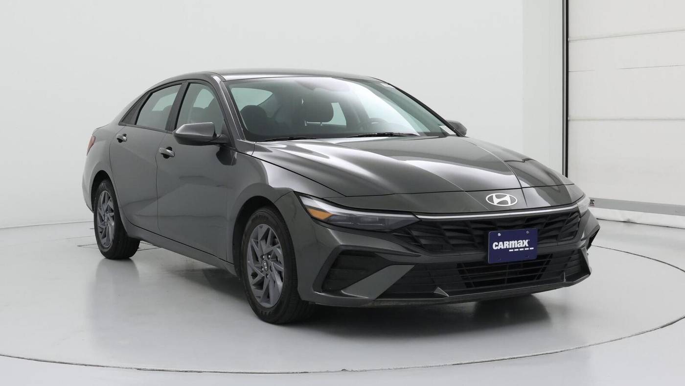 2024 Hyundai Elantra SEL — Sedan — 25,179 mi — Inglewood, CA