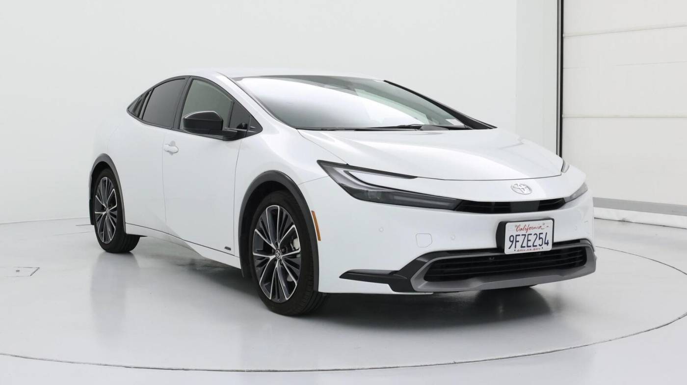 2023 Toyota Prius XLE — Hatchback — 14,185 mi — Fairfield, CA