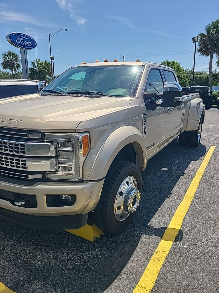 2017 Ford Super Duty F-450 Platinum — Pickup Truck — 22,641 mi — Live Oak, FL