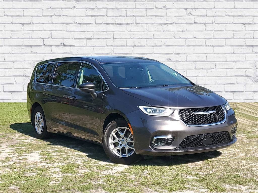 2023 Chrysler Pacifica Touring L — Minivan — 66,478 mi — Live Oak, FL
