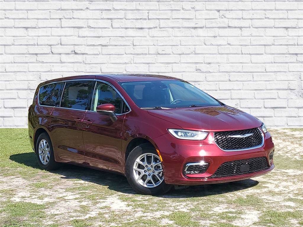 2023 Chrysler Pacifica Touring L — Minivan — 67,844 mi — Live Oak, FL
