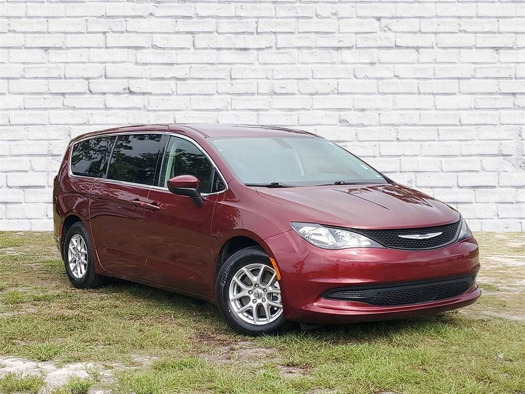 2022 Chrysler Voyager LX — Minivan — 71,854 mi — Live Oak, FL