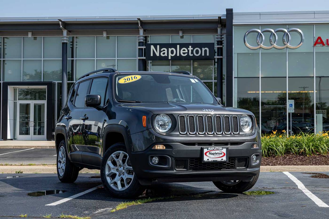 2016 Jeep Renegade Latitude — SUV — 40,749 mi — Loves Park, IL
