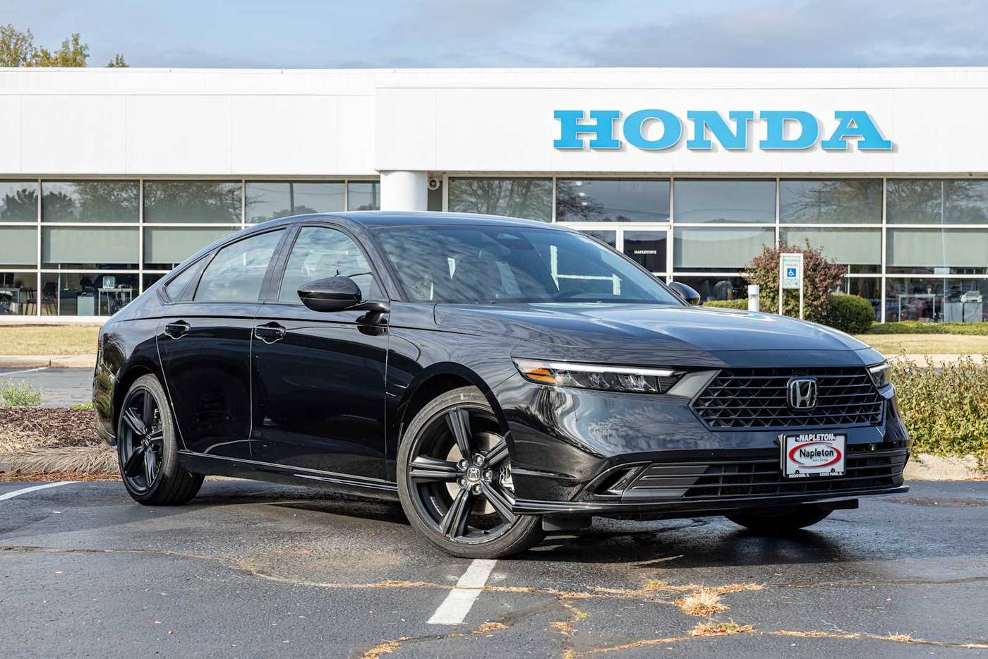 2025 Honda Accord Hybrid Sport-L — Sedan — 13,939 mi — Loves Park, IL