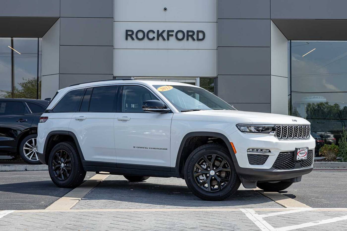 2023 Jeep Grand Cherokee Limited — SUV — 6,437 mi — Loves Park, IL