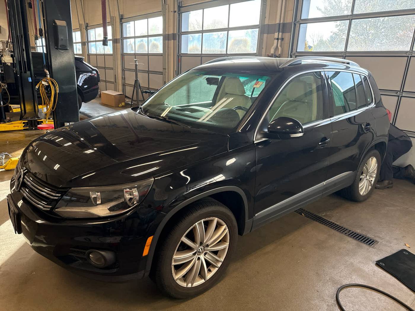 2013 Volkswagen Tiguan SE — SUV — 114,748 mi — Loves Park, IL