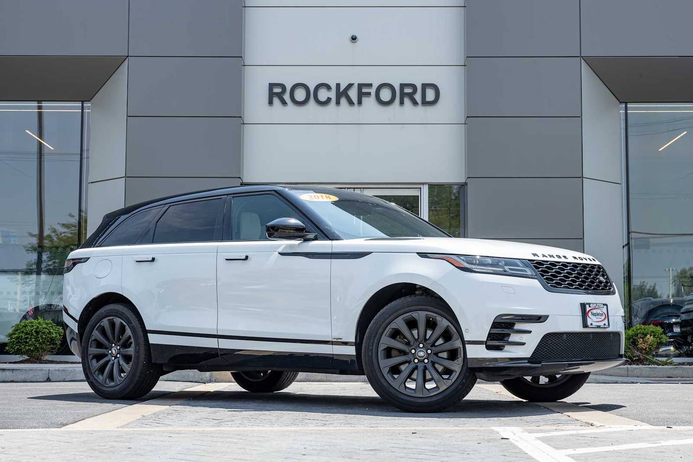 2018 Land Rover Range Rover Velar R-Dynamic SE — SUV — 70,129 mi — Loves Park, IL