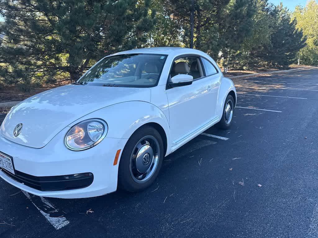 2013 Volkswagen Beetle 2.5 — Hatchback — 125,965 mi — Loves Park, IL