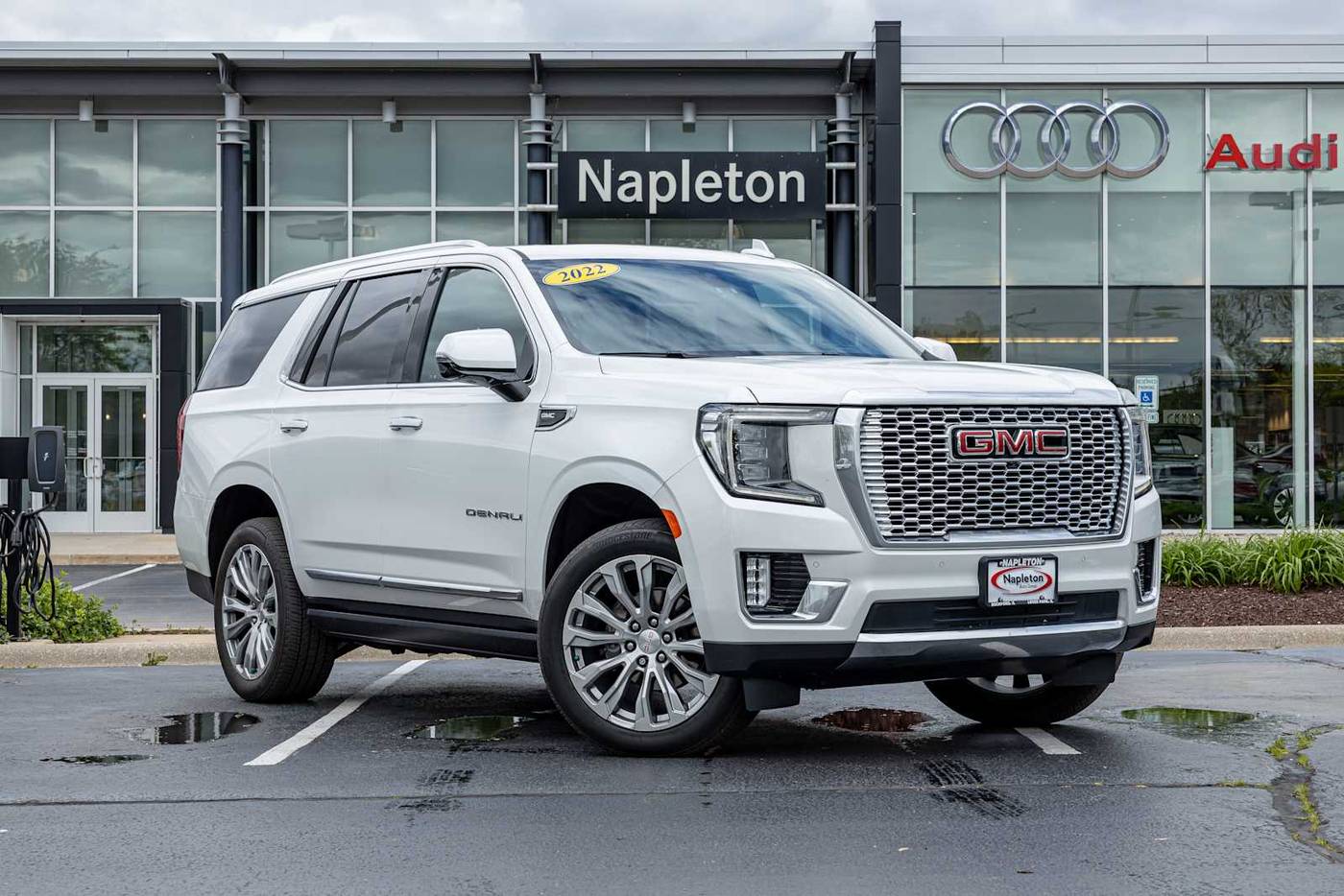 2022 GMC Yukon Denali — SUV — 38,613 mi — Loves Park, IL
