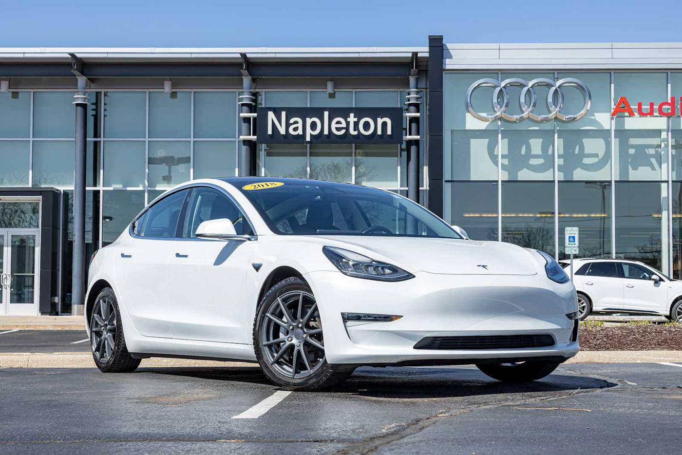 2018 Tesla Model 3 Long Range — Sedan — 74,974 mi — Loves Park, IL