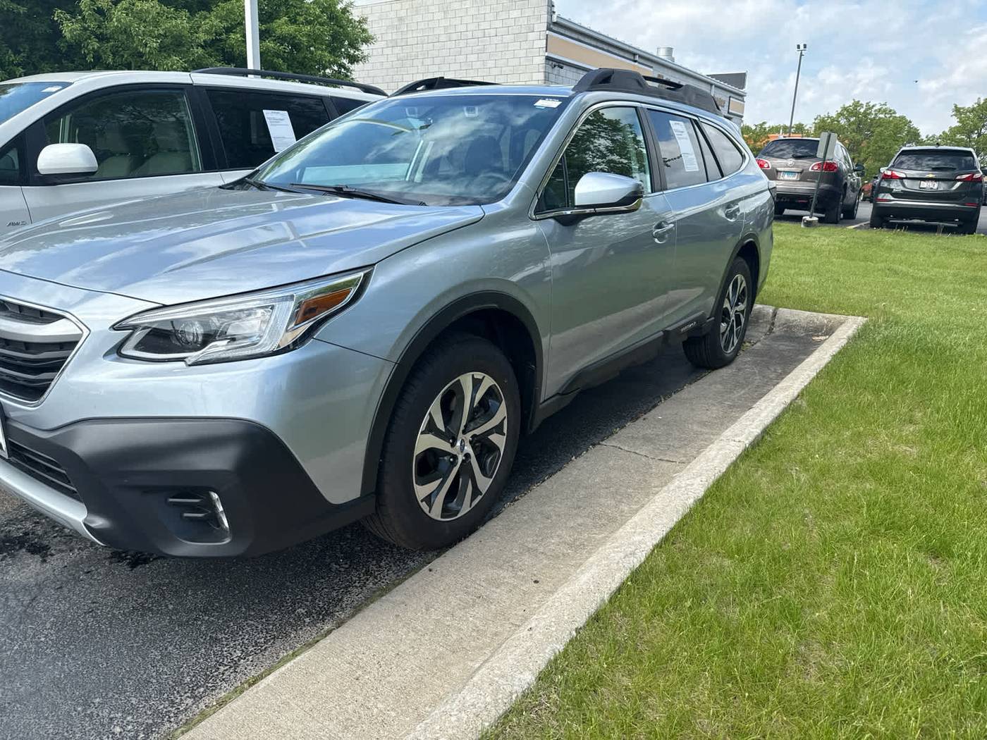 2020 Subaru Outback 2.5i Limited — SUV — 89,478 mi — Loves Park, IL