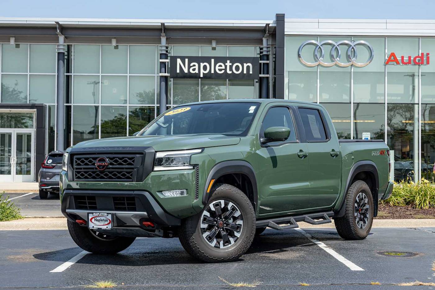 2023 Nissan Frontier PRO-4X — Pickup Truck — 27,787 mi — Loves Park, IL