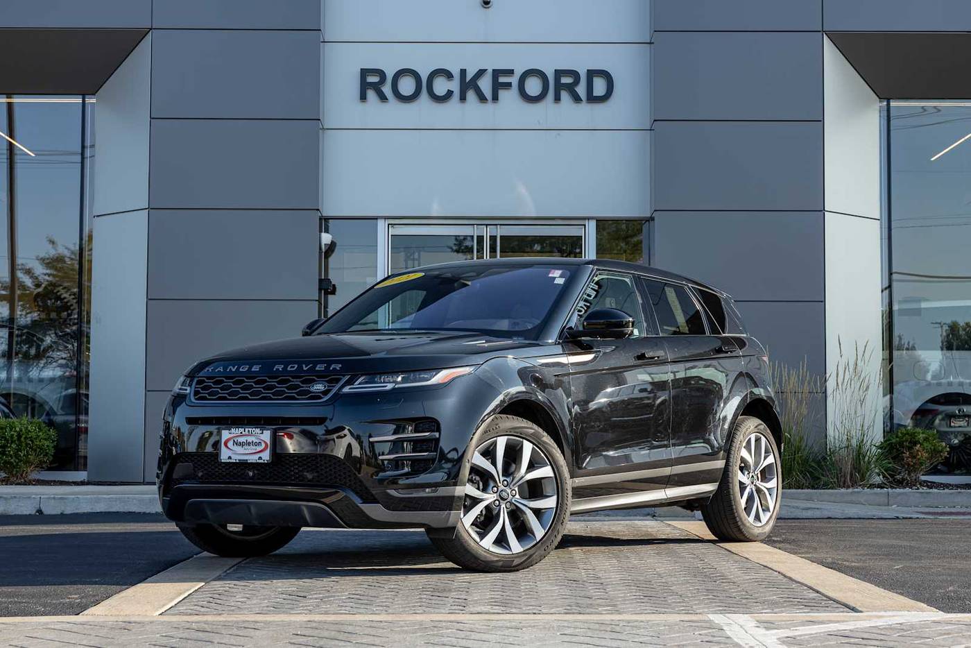 2021 Land Rover Range Rover Evoque R-Dynamic SE — SUV — 31,435 mi — Loves Park, IL
