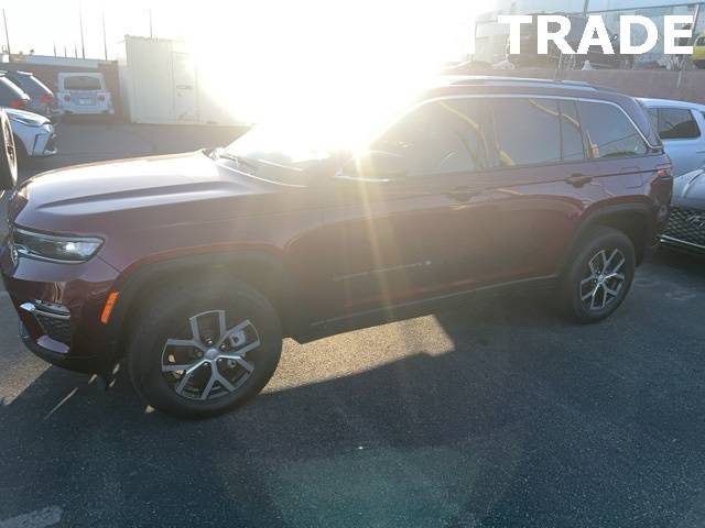 2023 Jeep Grand Cherokee Limited — SUV — 10,652 mi — Henderson, NV