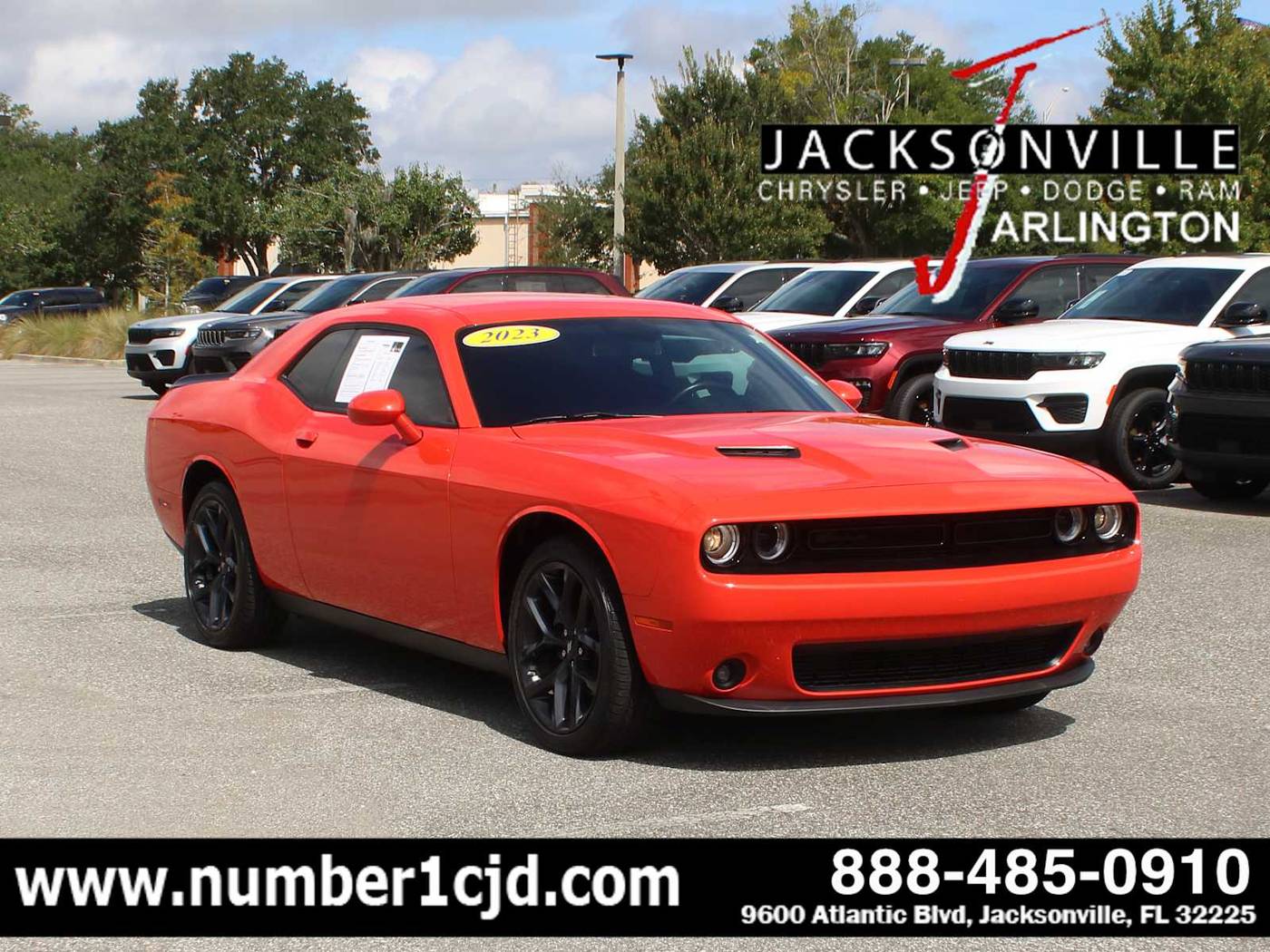2023 Dodge Challenger SXT — Coupe — 4,647 mi — Jacksonville, FL