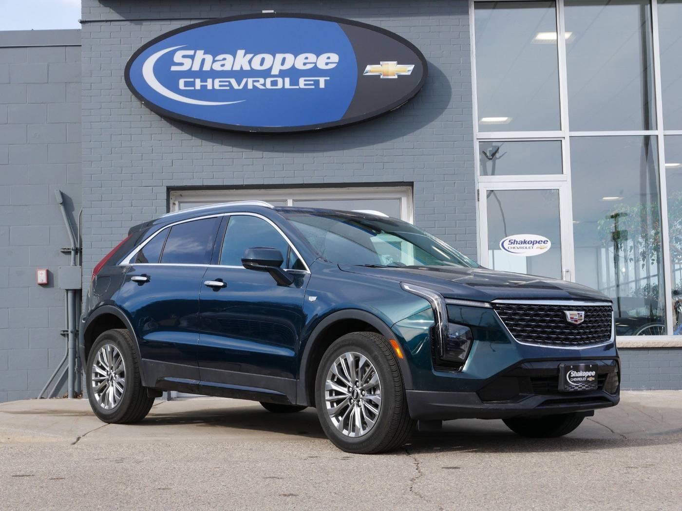 2024 Cadillac XT4 Premium Luxury — SUV — 23,866 mi — Shakopee, MN
