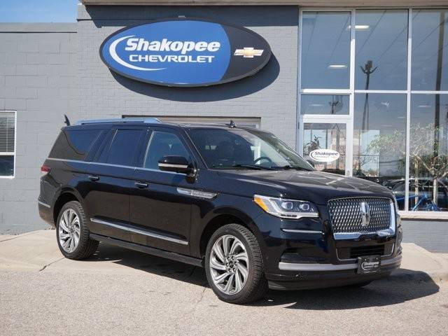 2022 Lincoln Navigator Reserve — SUV — 50,736 mi — Shakopee, MN
