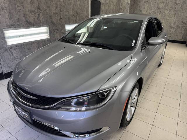 2015 Chrysler 200 Limited — Sedan — 84,120 mi — Shakopee, MN