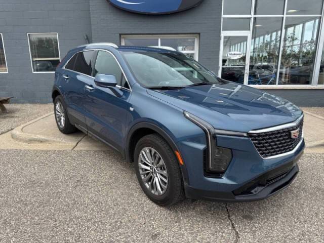 2024 Cadillac XT4 Premium Luxury — SUV — 19,195 mi — Shakopee, MN