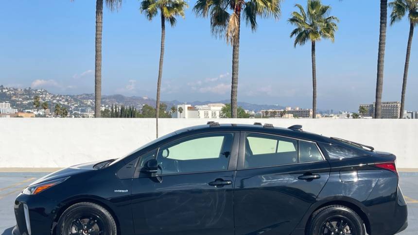 2022 Toyota Prius LE — Hatchback — 24,328 mi — Los Angeles, CA