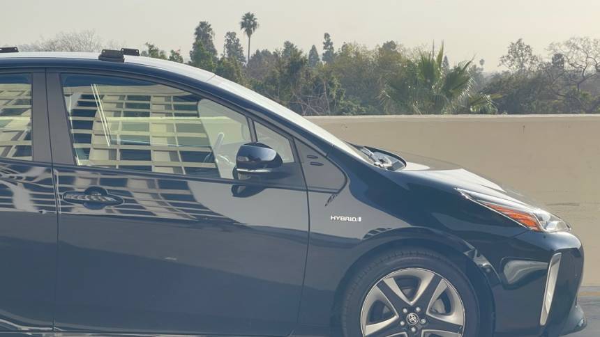 2022 Toyota Prius LE — Hatchback — 17,943 mi — Los Angeles, CA
