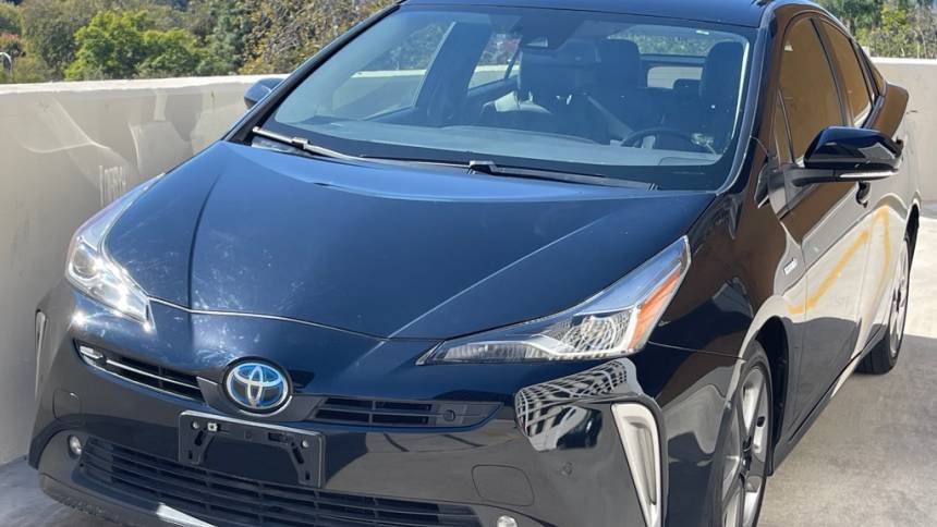 2022 Toyota Prius LE — Hatchback — 28,554 mi — Los Angeles, CA