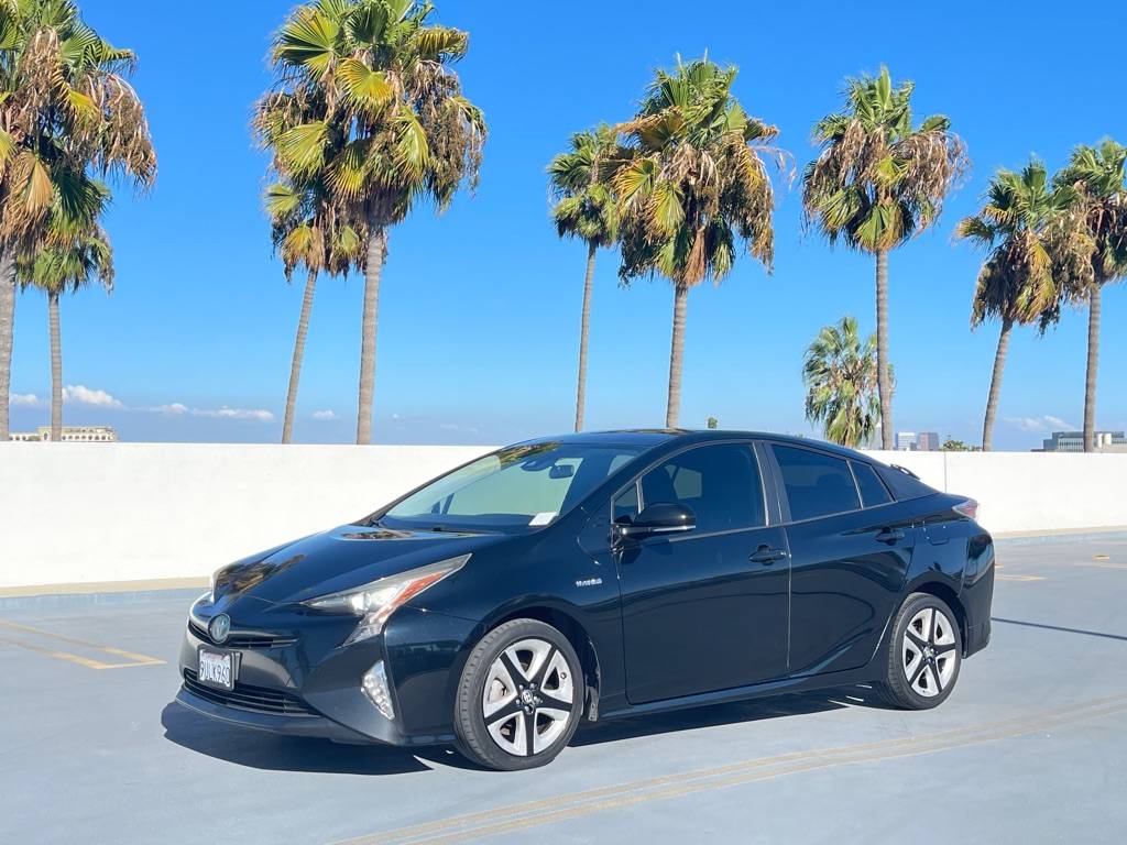 2016 Toyota Prius Four — Hatchback — 156,267 mi — Los Angeles, CA