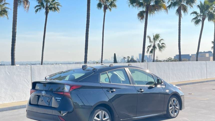 2022 Toyota Prius LE — Hatchback — 20,092 mi — Los Angeles, CA