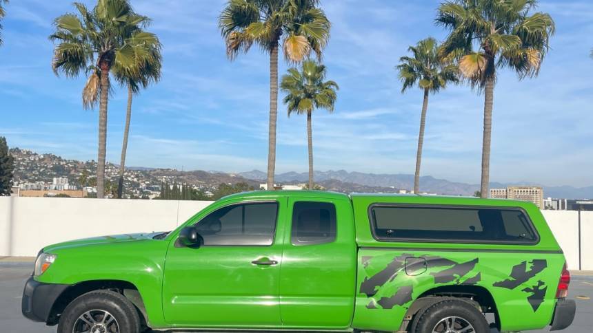2015 Toyota Tacoma Base — Pickup Truck — 170,085 mi — Los Angeles, CA