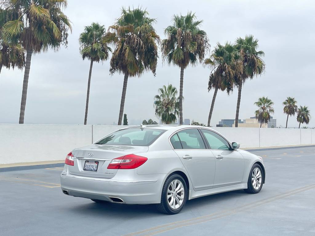 2012 Hyundai Genesis 3.8 — Sedan — 100,052 mi — Los Angeles, CA