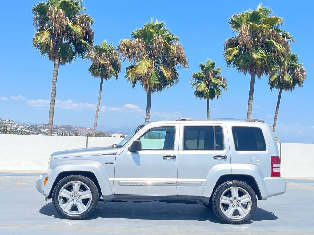 2012 Jeep Liberty Limited Jet — SUV — 92,517 mi — Los Angeles, CA