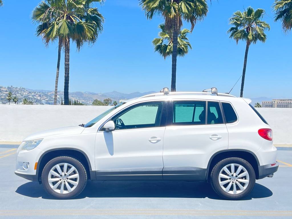 2011 Volkswagen Tiguan S — SUV — 150,863 mi — Los Angeles, CA