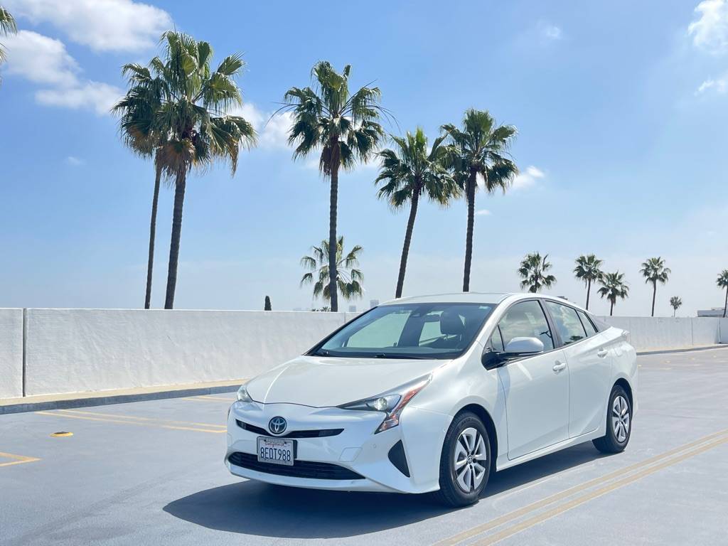 2018 Toyota Prius Two — Hatchback — 101,524 mi — Los Angeles, CA